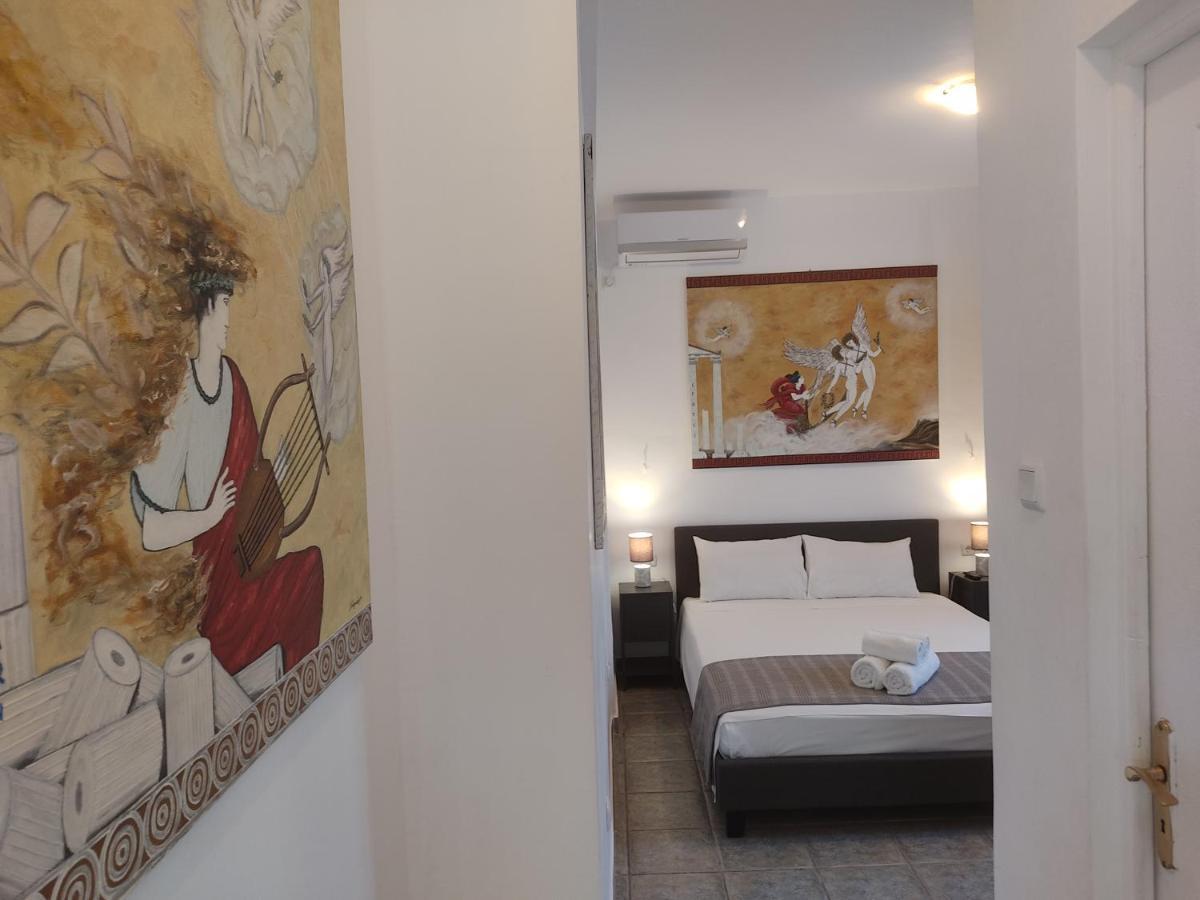 Xenonas Κithαiron Hotell Vília Exteriör bild