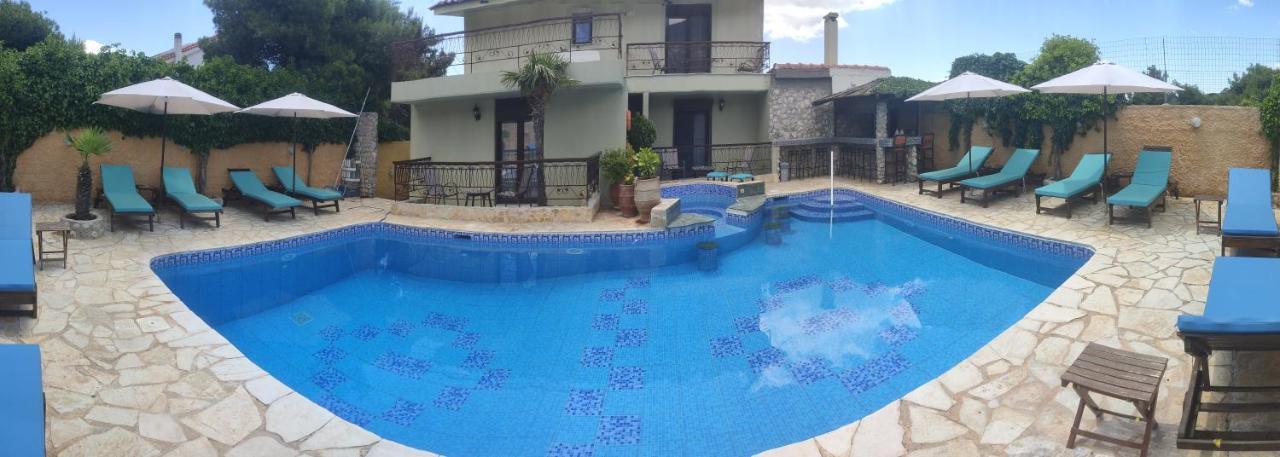 Xenonas Κithαiron Hotell Vília Exteriör bild