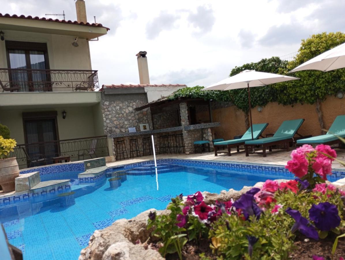 Xenonas Κithαiron Hotell Vília Exteriör bild