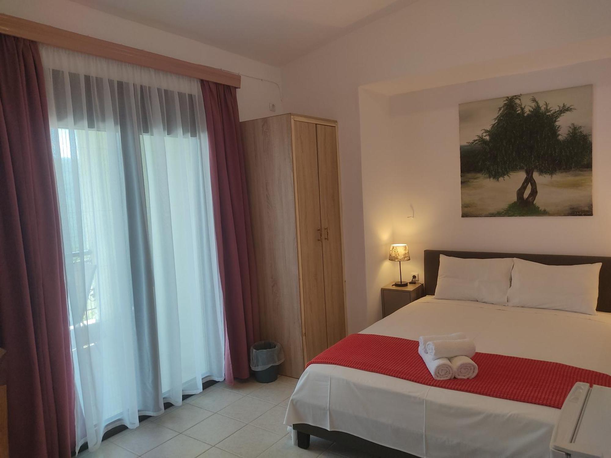 Xenonas Κithαiron Hotell Vília Exteriör bild