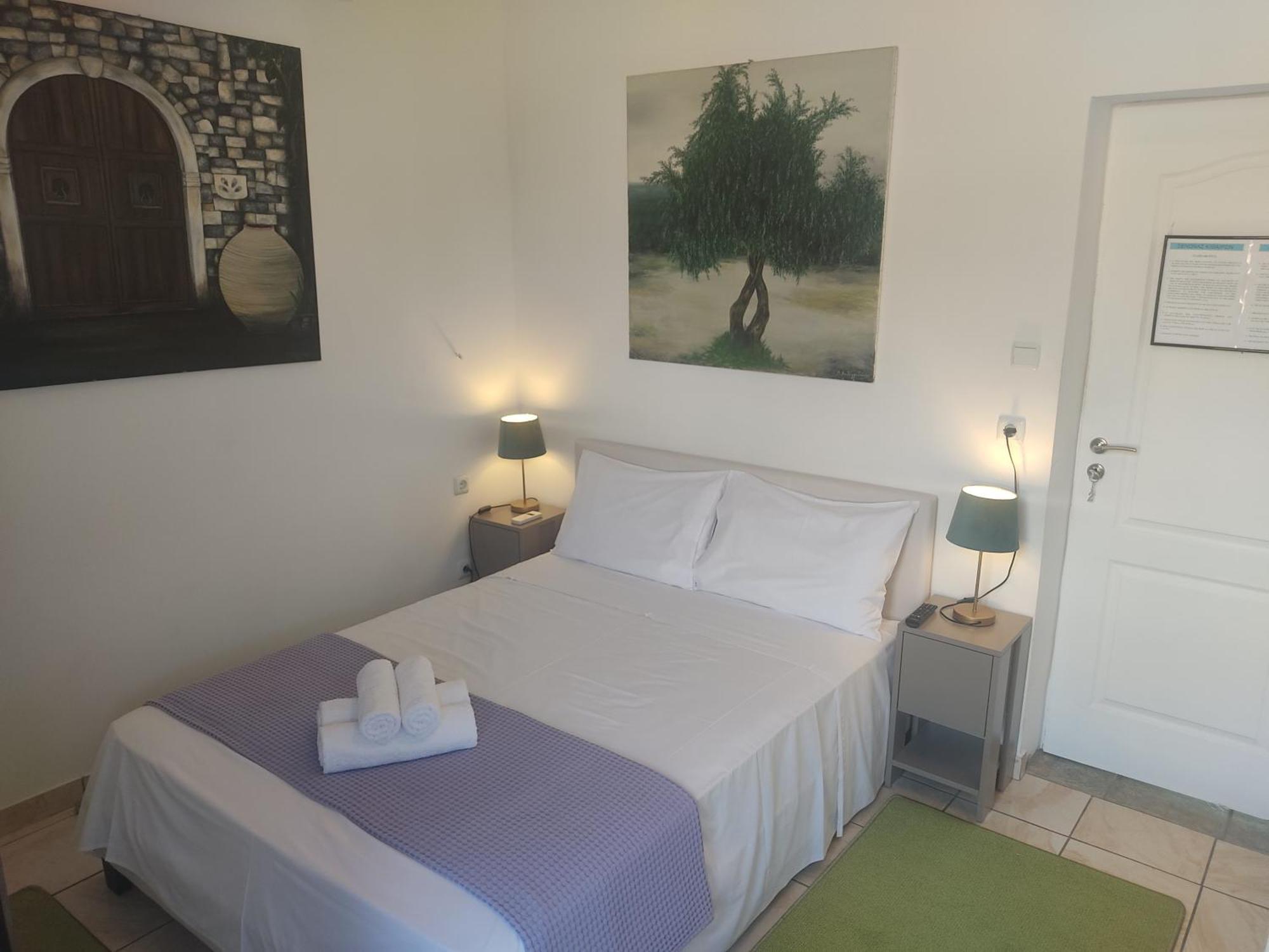 Xenonas Κithαiron Hotell Vília Exteriör bild